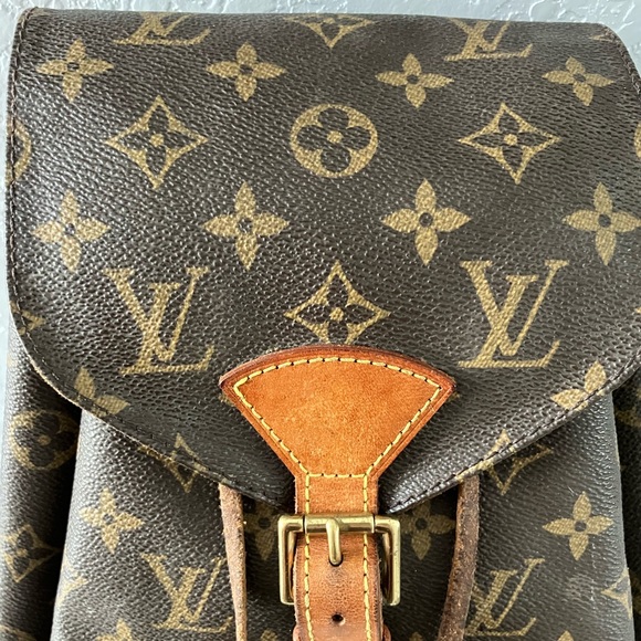 Louis Vuitton Iconic Monogram Backpack - Picture 5 of 5